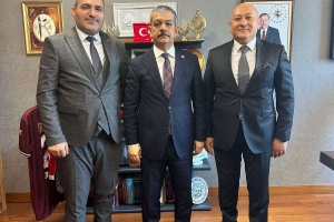Sayın Vekilimiz Değerli Hocamız Prof. Dr. Erol Keleş ile TBMM’de Biyoteknoloji ve Üreten Sağlık Gündemini değerlendirdik.